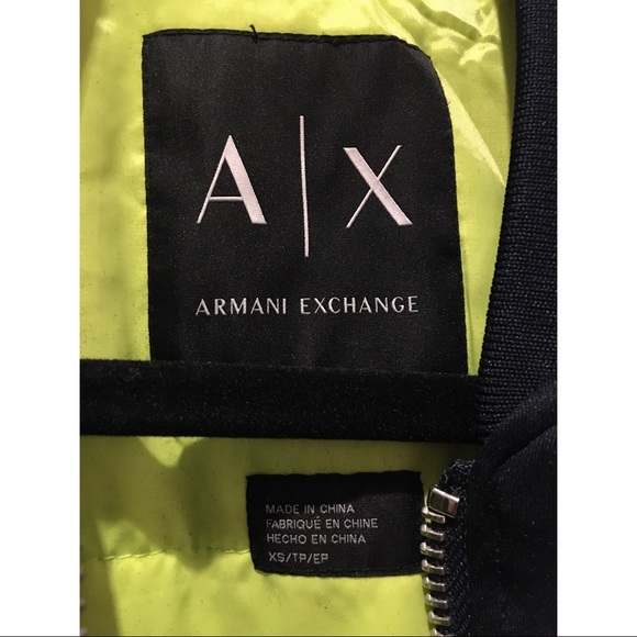 Armani Exchange Men’s Navy Neon Green Lining Neoprene Utility Bomber Jacket - Picture 13 of 15
